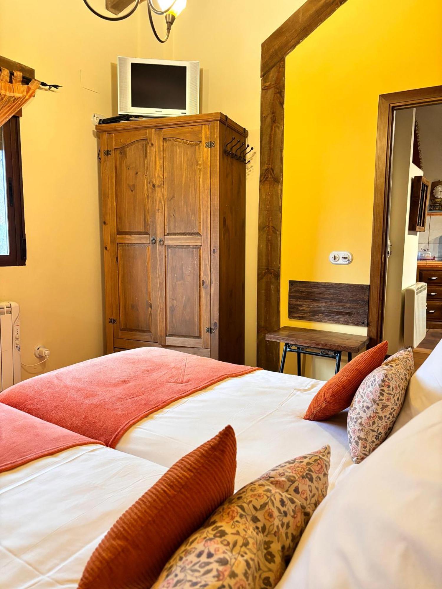 Casa Rural Los Regajales Tenzuela Luaran gambar