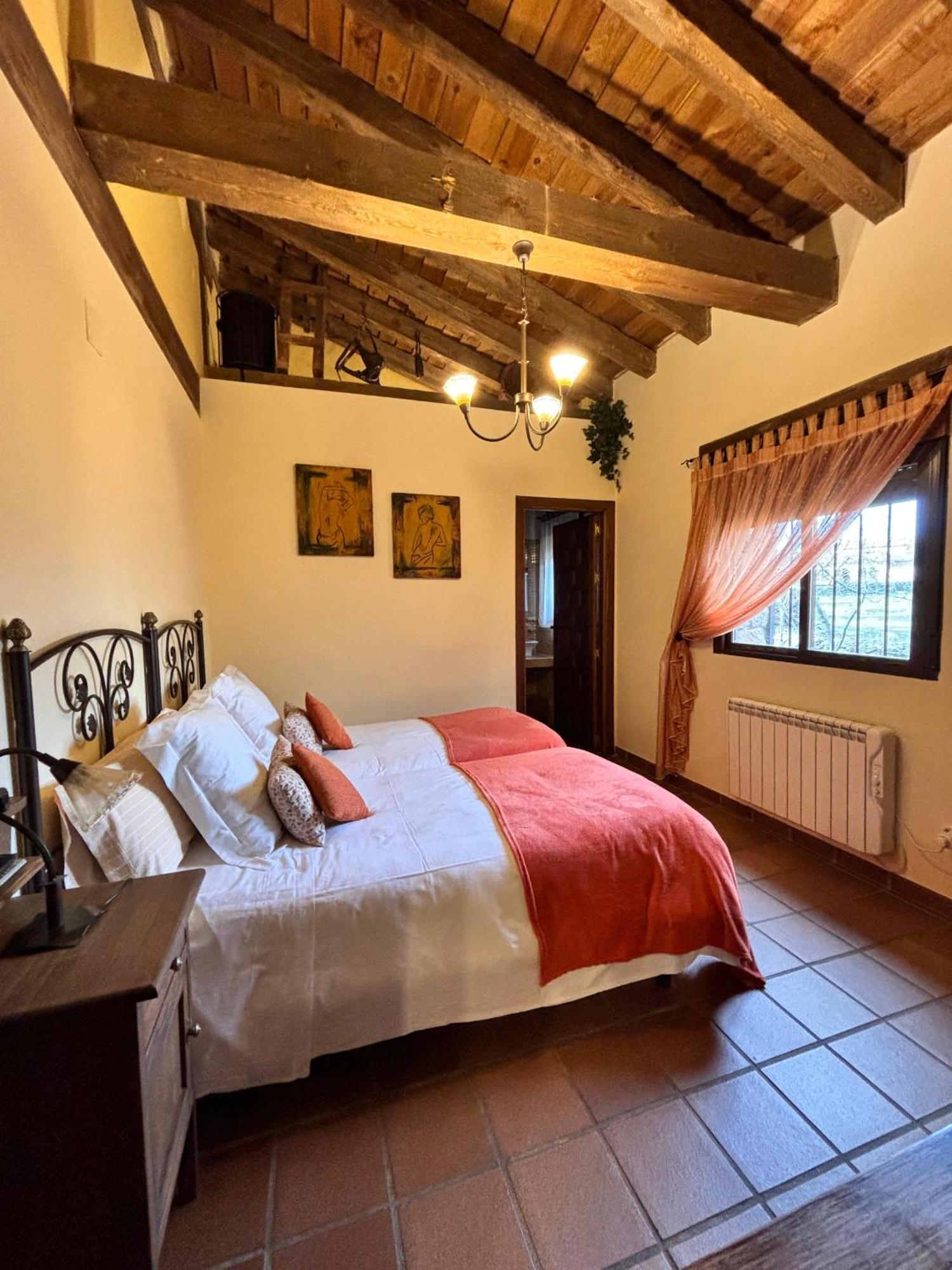 Casa Rural Los Regajales Tenzuela Luaran gambar